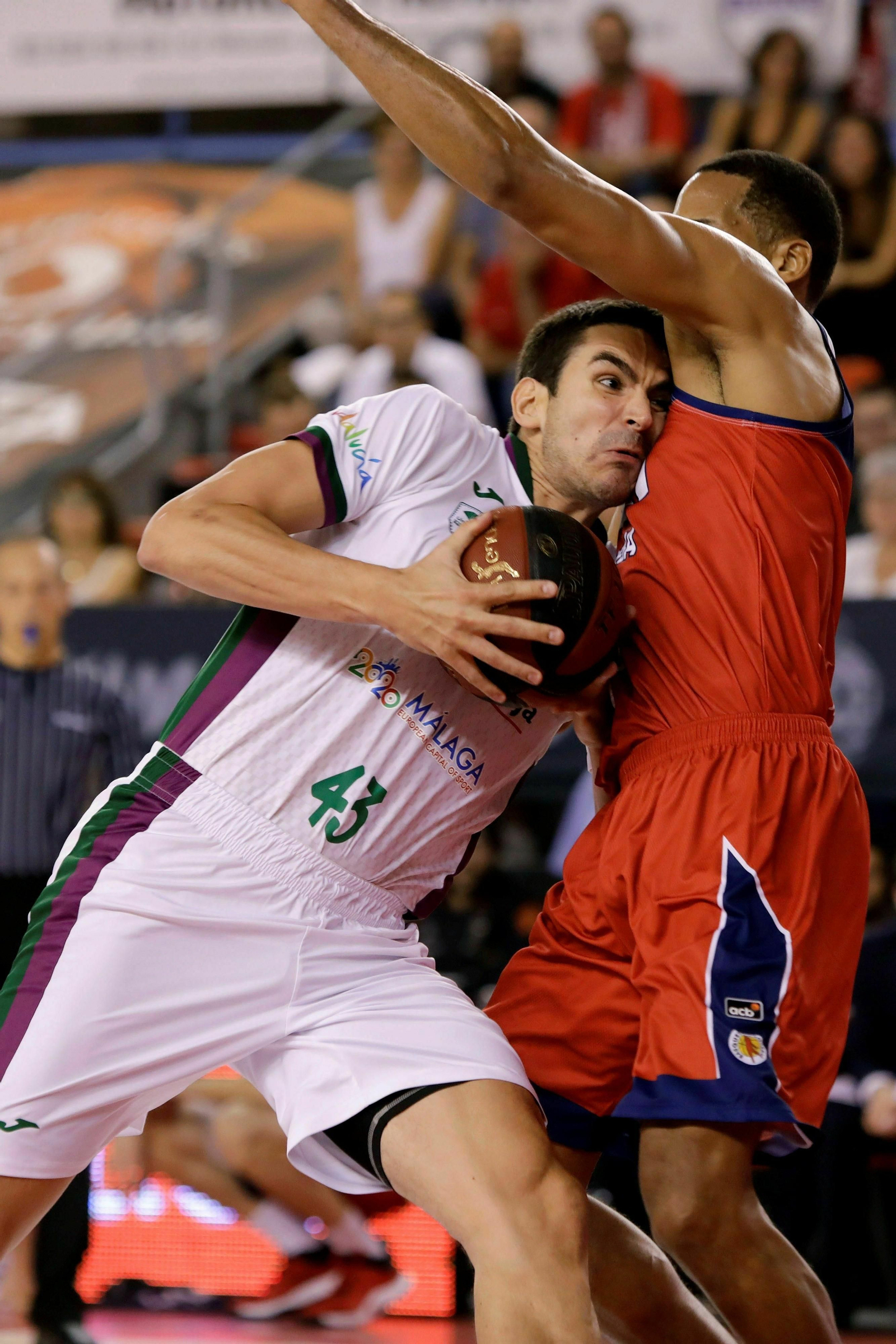 Las fotos del Baxi Manresa - Unicaja Baloncesto