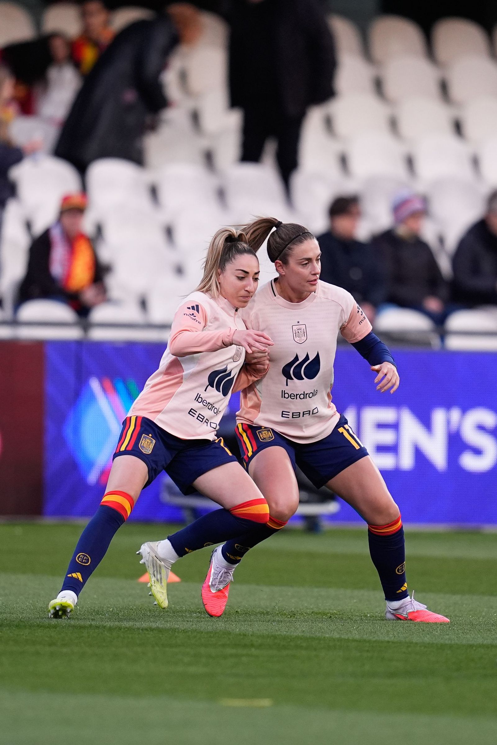 Las fotos del España-Islandia de fútbol femenino