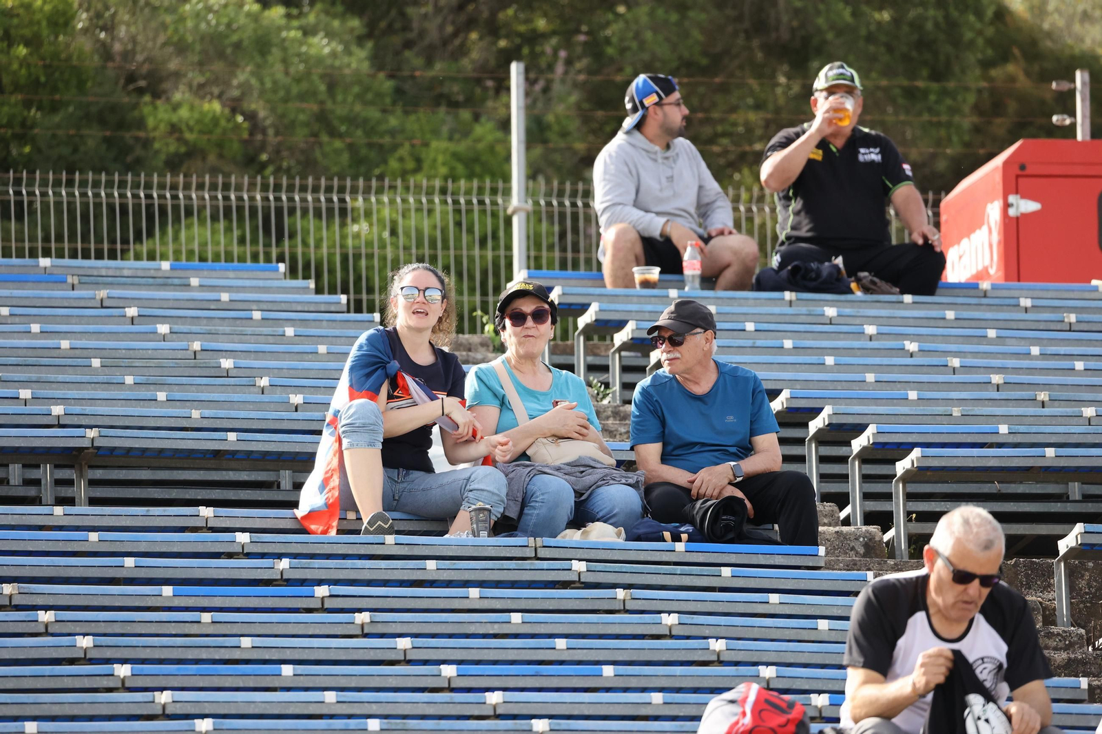 Ambiente del viernes en las gradas del Circuito de Jerez - Ángel Nieto