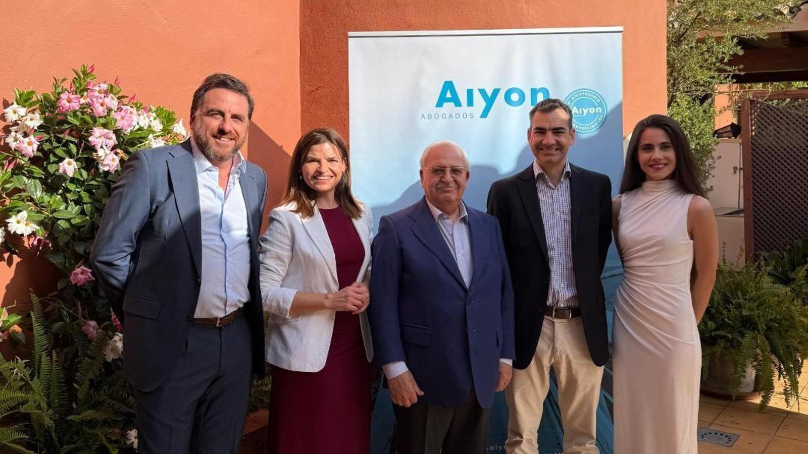 Enrique Ortiz, María Eugenia Medina, Emilio Medina, Emilio José Medina y Laura Cabello. Enrique Ortiz, María Eugenia Medina, Emilio Medina, Emilio José Medina y Laura Cabello.