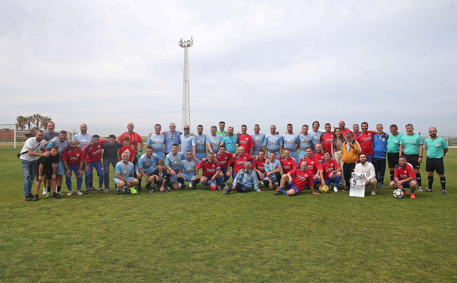 Fotos del homenaje al futbolista Juan Hoyos en Tarifa