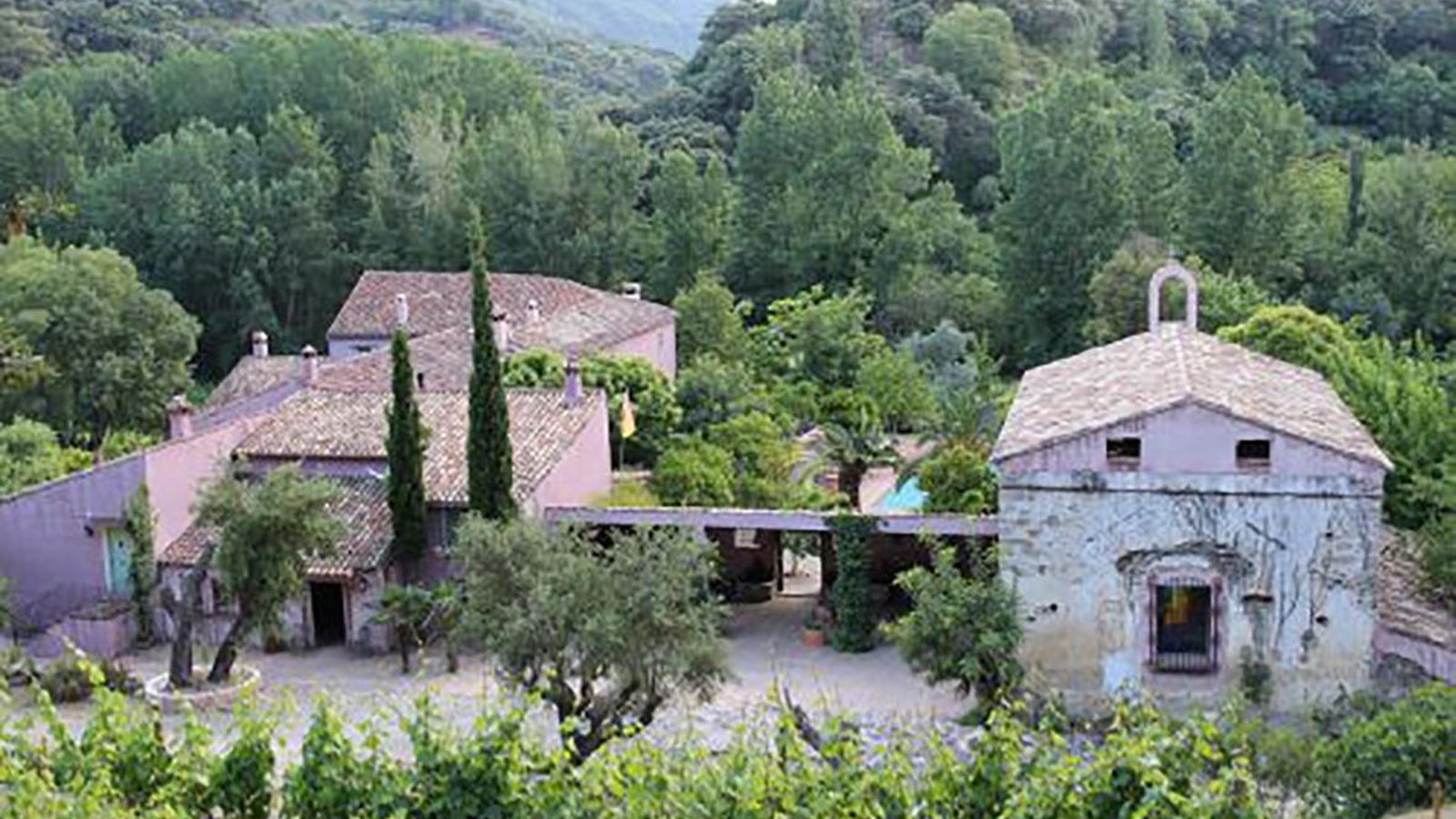Vistas recientes de la Real Fábrica de Hojalata de San Miguel.
