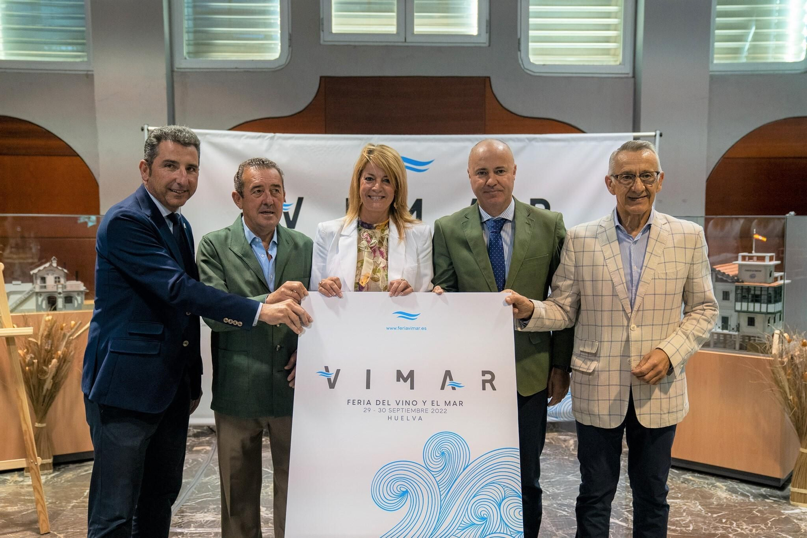 Acto de presentación de la I Feria del Vino y el Mar.
