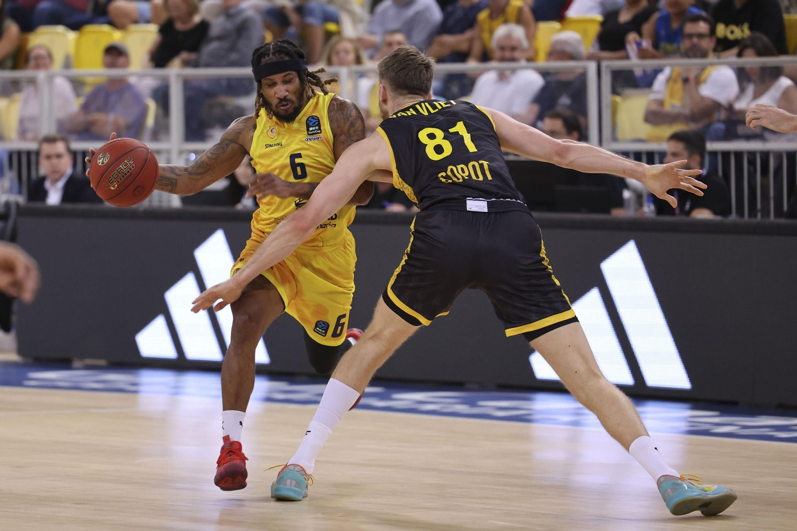 Albicy, en un partido de BCL. Albicy, en un partido de BCL.