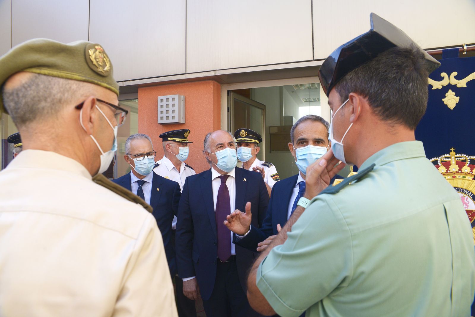 Fotos de la toma de posesion del cargo del nuevo comisario de la Policía Nacional