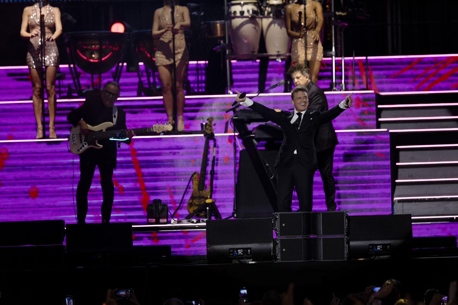 Las imágenes del concierto de Luis Miguel en el Concert Music Las imágenes del concierto de Luis Miguel en el Concert Music