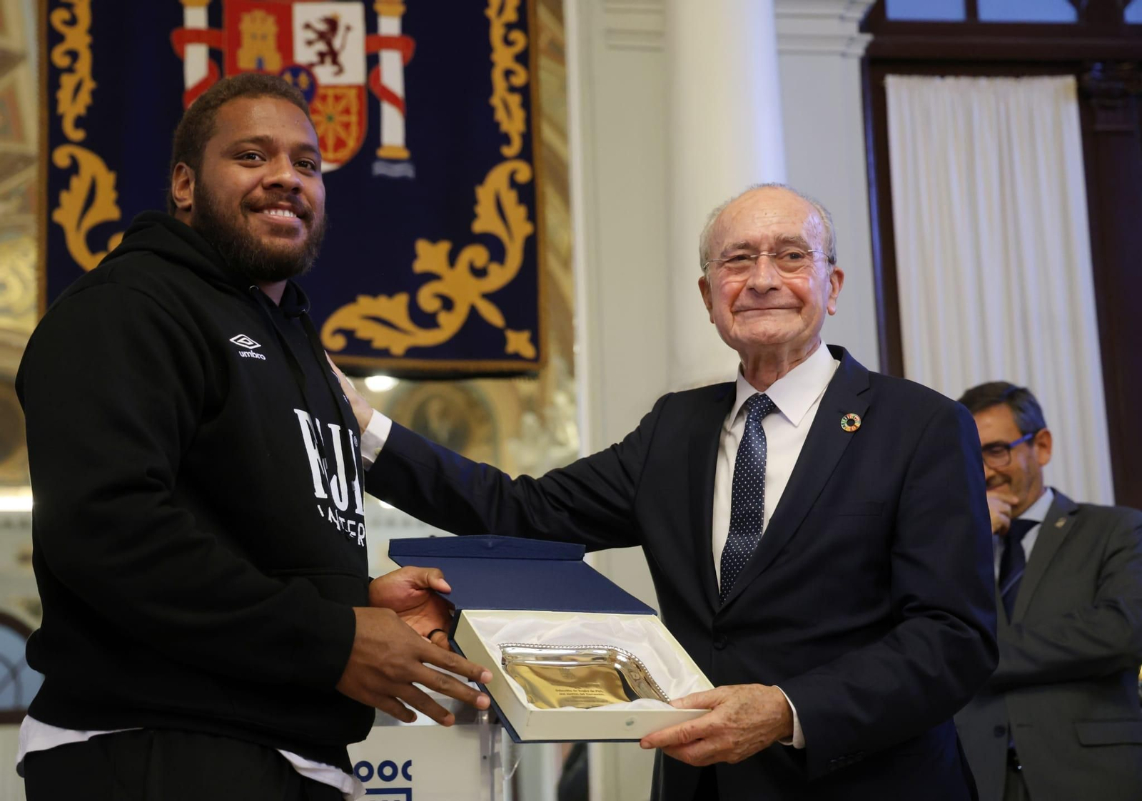 España y Fiyi, bienvenidas a Málaga en el Ayuntamiento