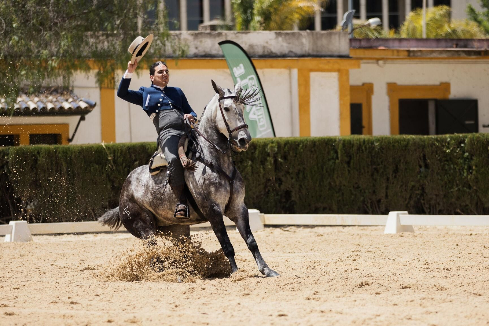 Una jinete en un campeonato reciente de doma vaquera.