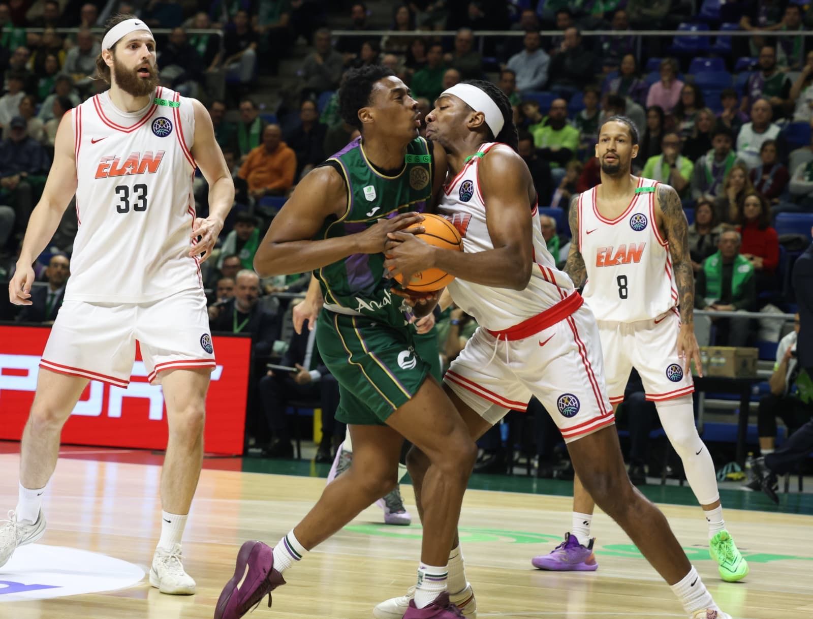 El Unicaja-Elan Chalon, en fotos