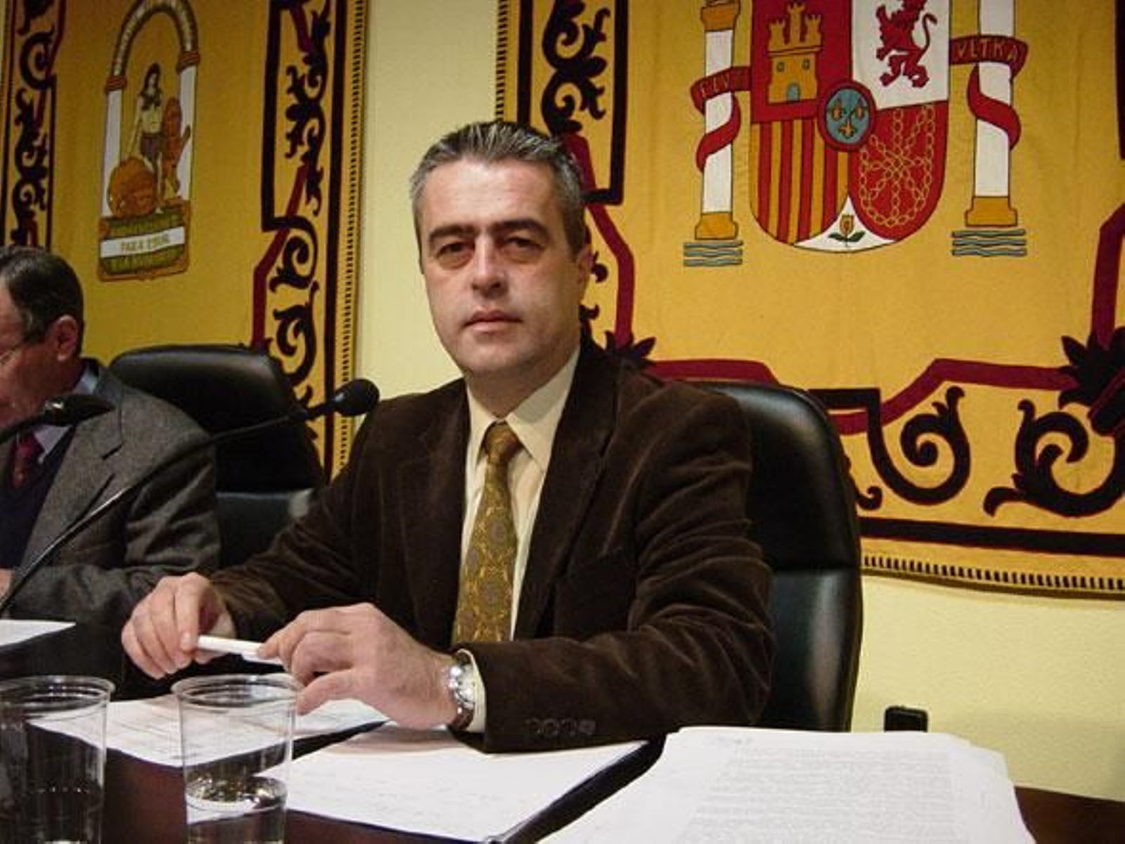 Barrientos, alcalde de un Ayuntamiento salpicado por polémicas urbanísticas