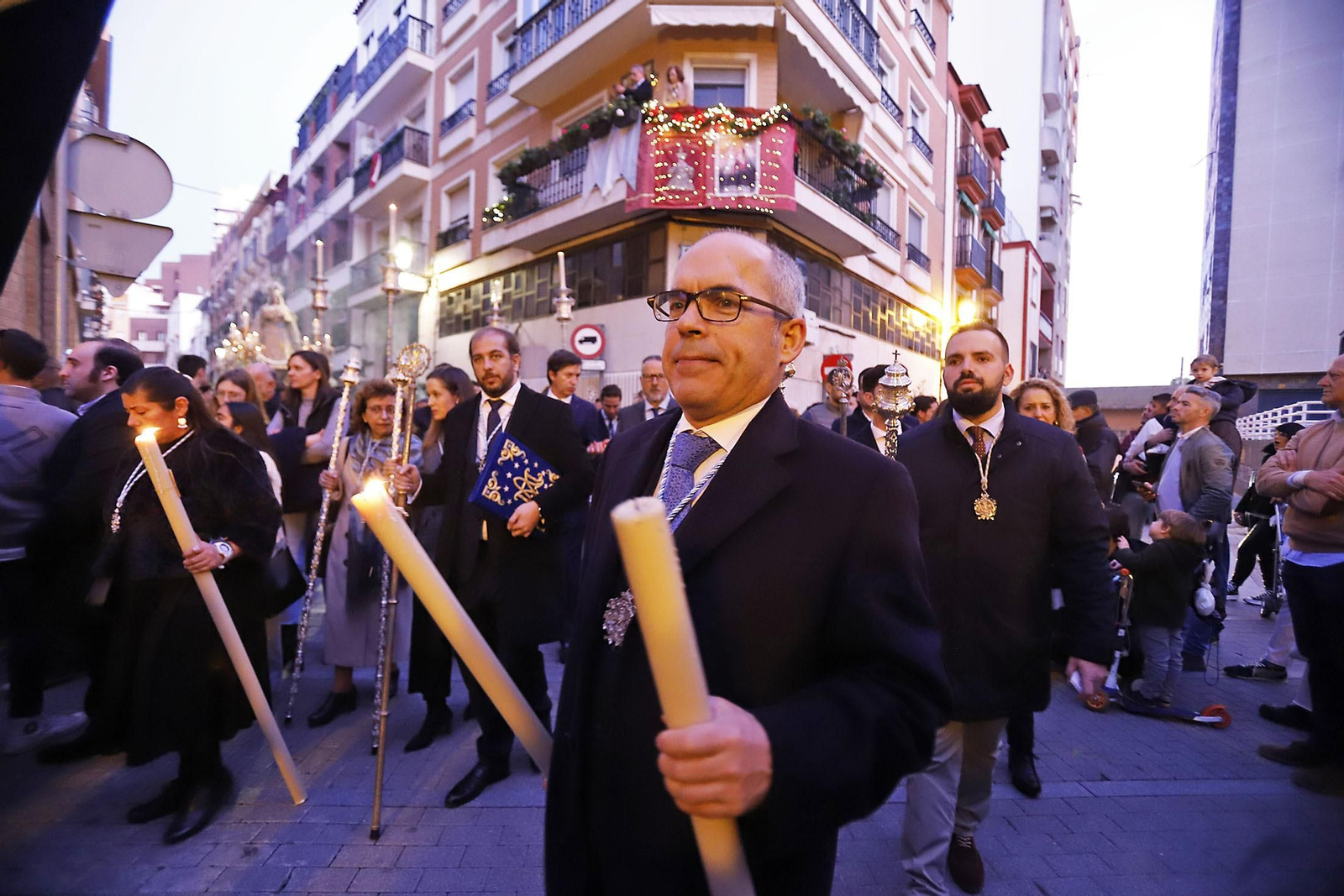 Imágenes de la procesión de la Purísima Concepción por las calles del el centro
