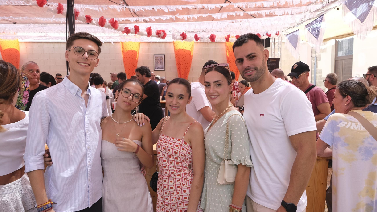 La Feria del Mediodía del jueves en Almería, en imágenes