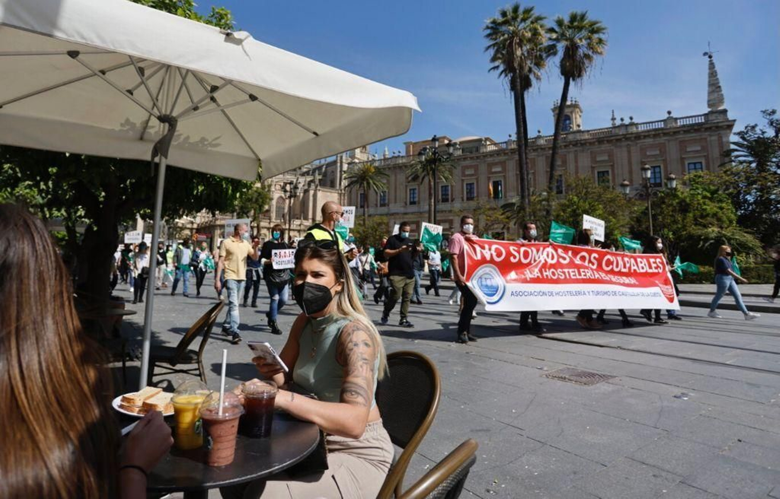 Bares y restaurantes podrán abrir una hora más, hasta las 22:30, a partir de este viernes. Bares y restaurantes podrán abrir una hora más, hasta las 22:30, a partir de este viernes.