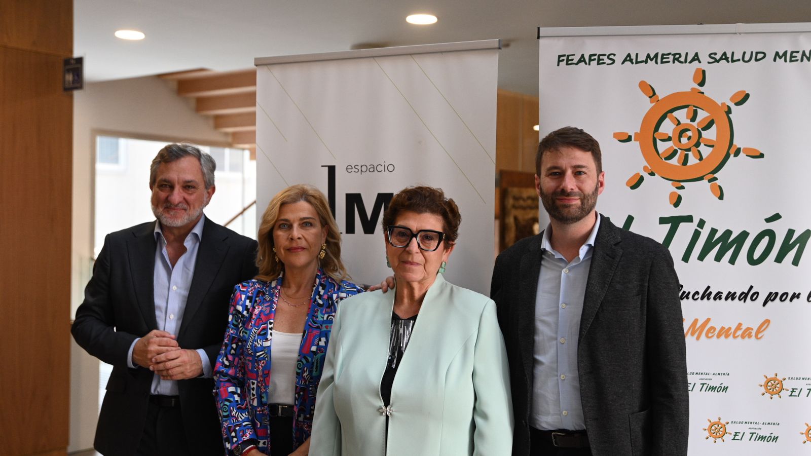 Junta, Ayutamiento y Diputación arroparon a la asociación El Timón