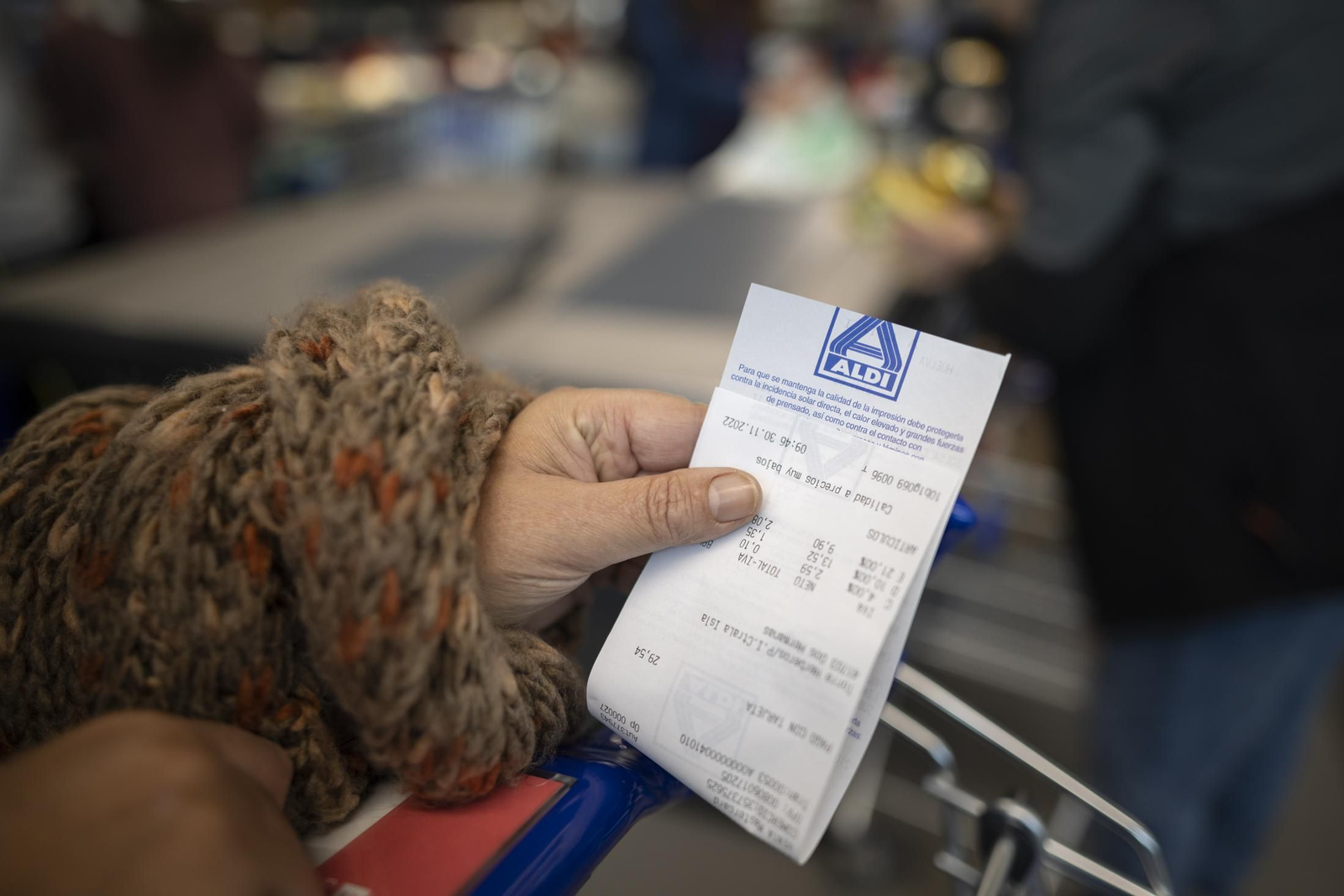 Imágenes de la inauguración del nuevo ALDI en la avenida de Andalucía