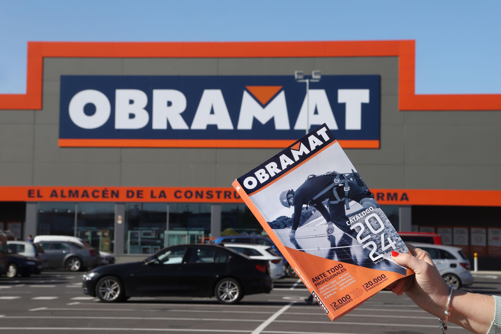 Imágenes del evento para profesionales y presentación del nuevo catálogo de Obramat