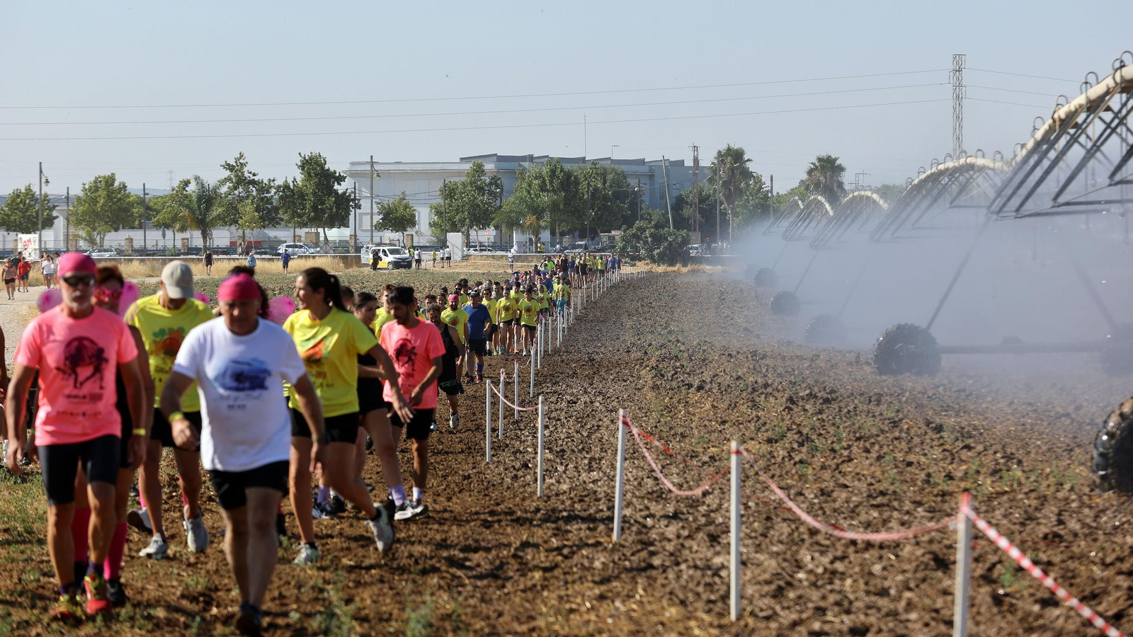 Búscate en la VII Carrera del Barro en La Barca