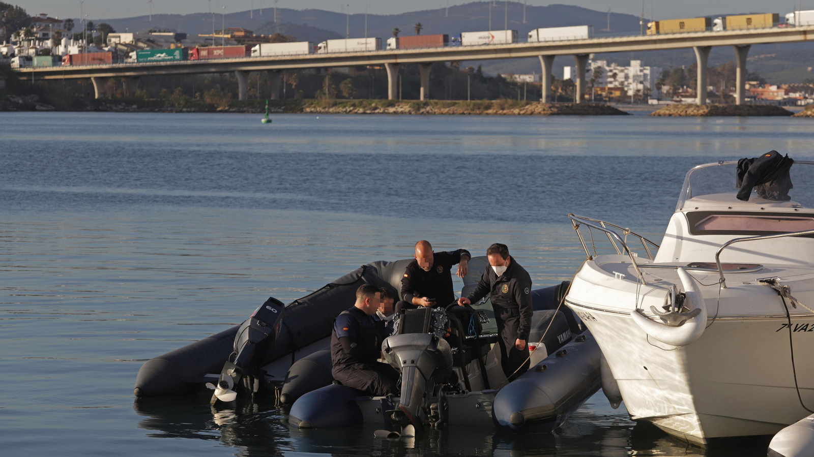Patrulla en el Águila 2 de Vigilancia Aduanera