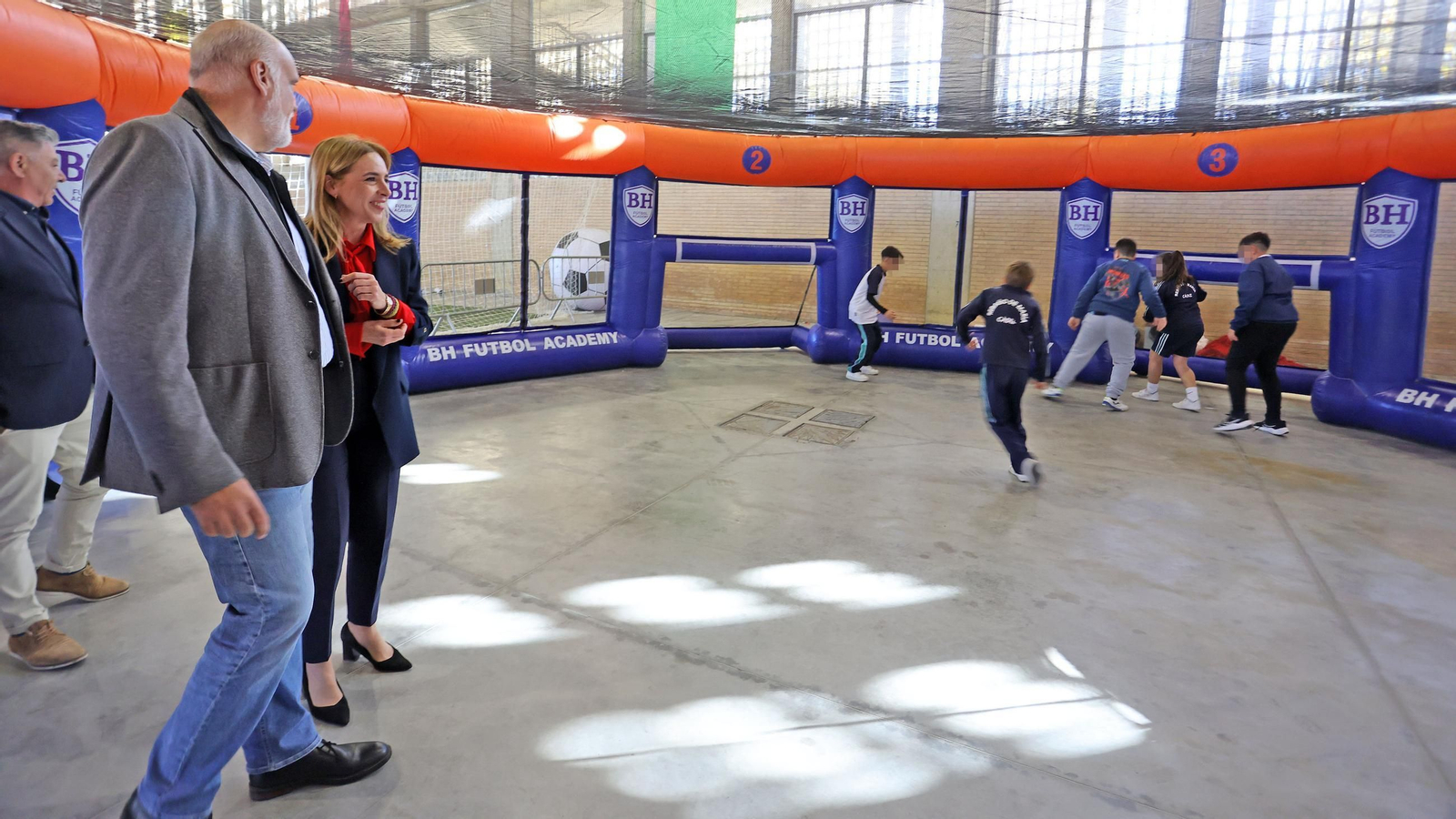 Imágenes del primer día de Juvelandia en Jerez