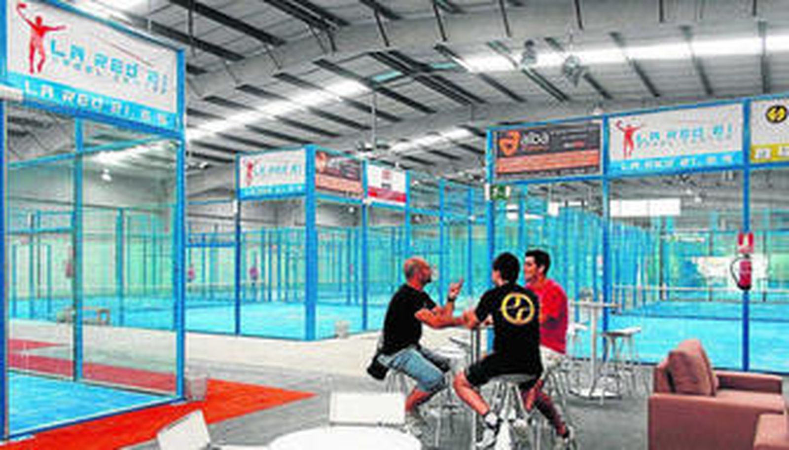 El club cuenta con 17 pistas climatizadas, que permiten jugar en cualquier época del año.