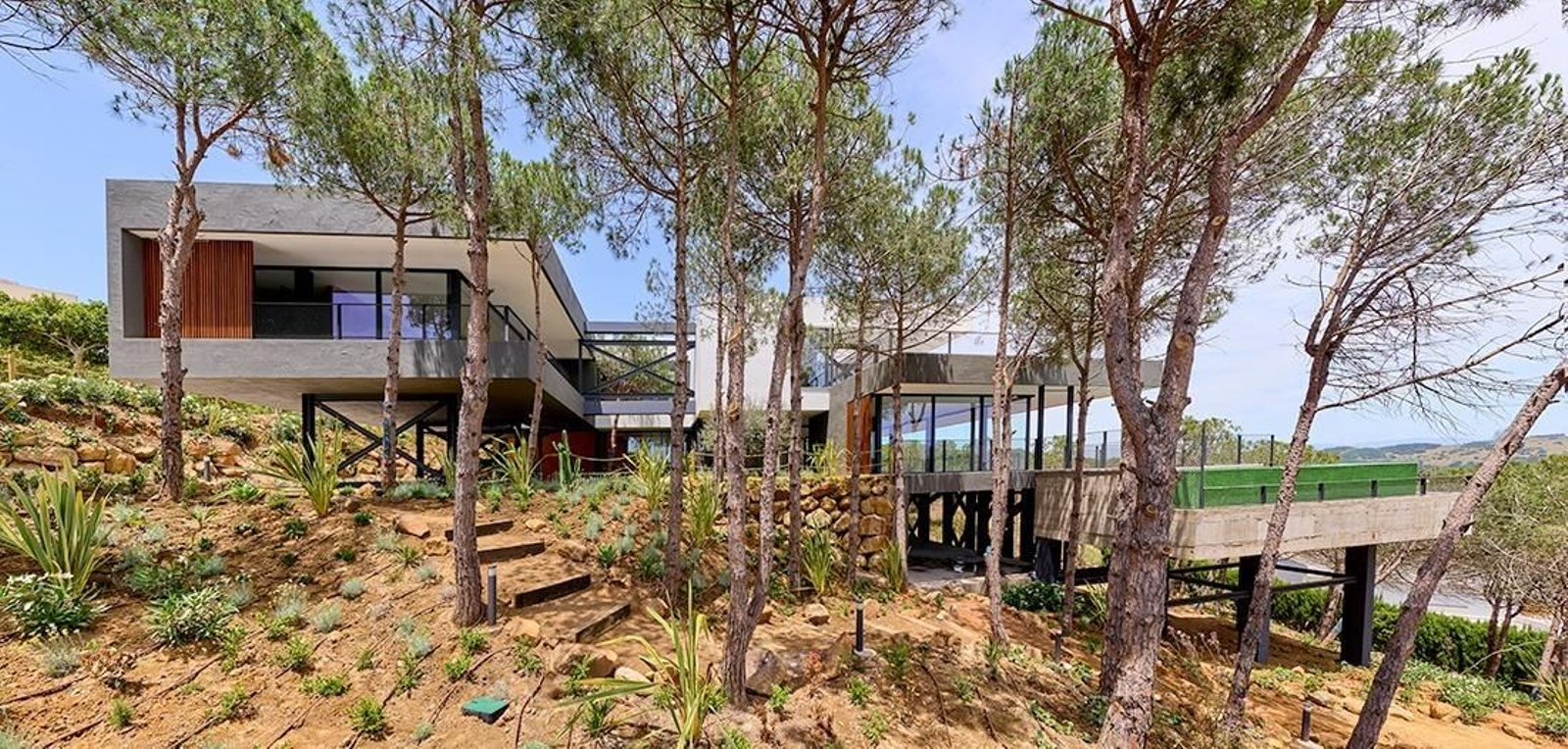 Así es la villa de lujo de arquitectos malagueños que ha ganado un premio. Así es la villa de lujo de arquitectos malagueños que ha ganado un premio.