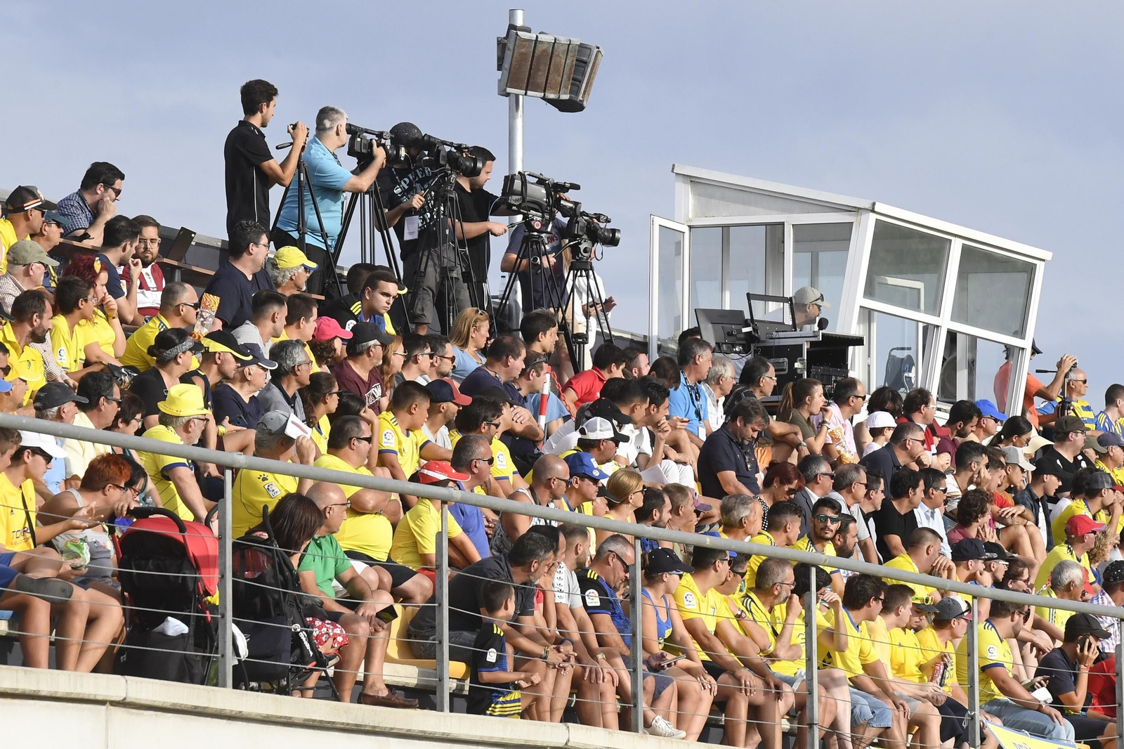 Las imágenes del Cádiz B-Murcia