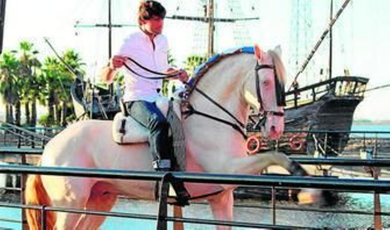 Imagen de Romero junto a sus caballos en una anterior presentación.