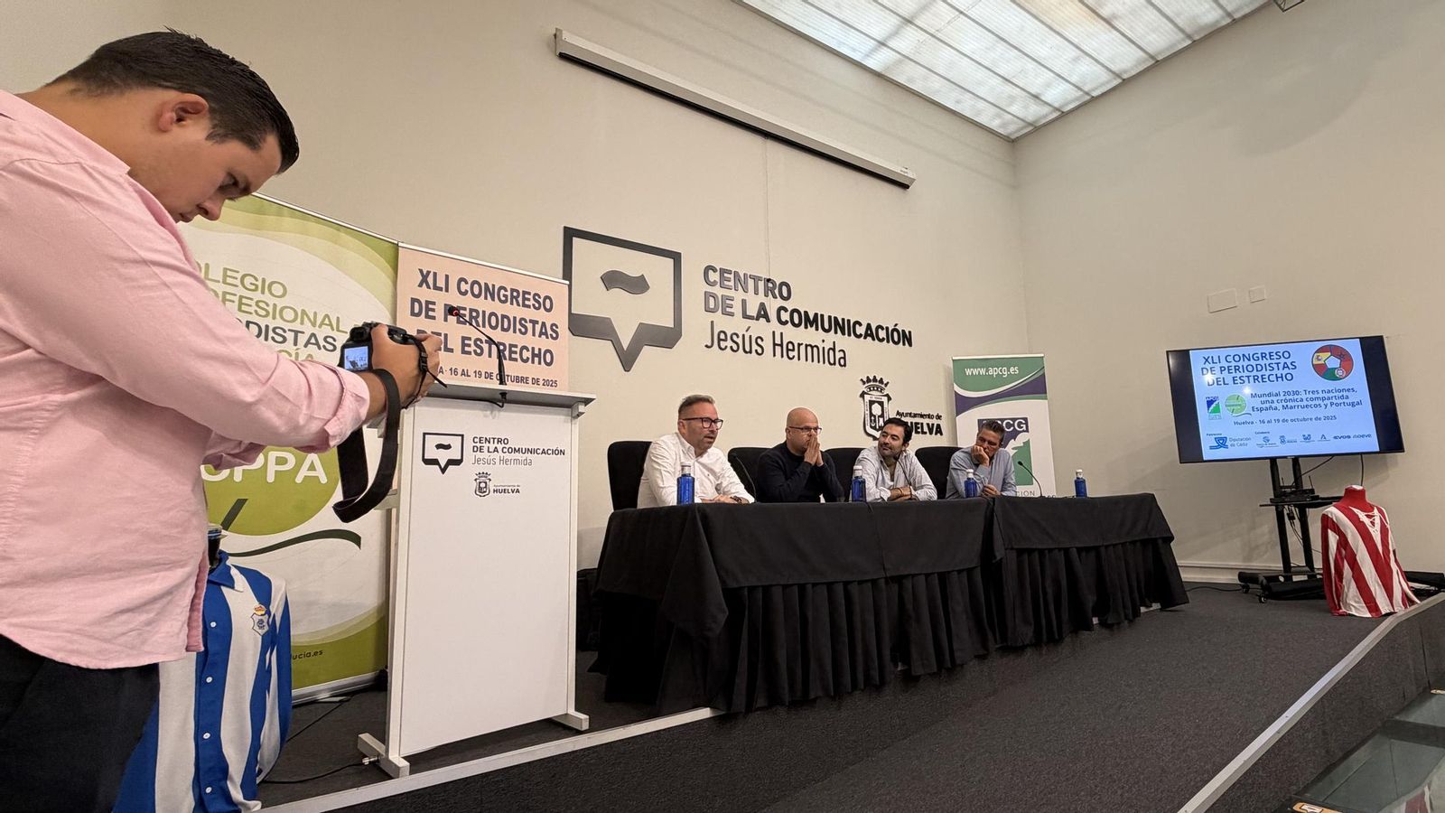 La mesa redonda con periodistas deportivos.