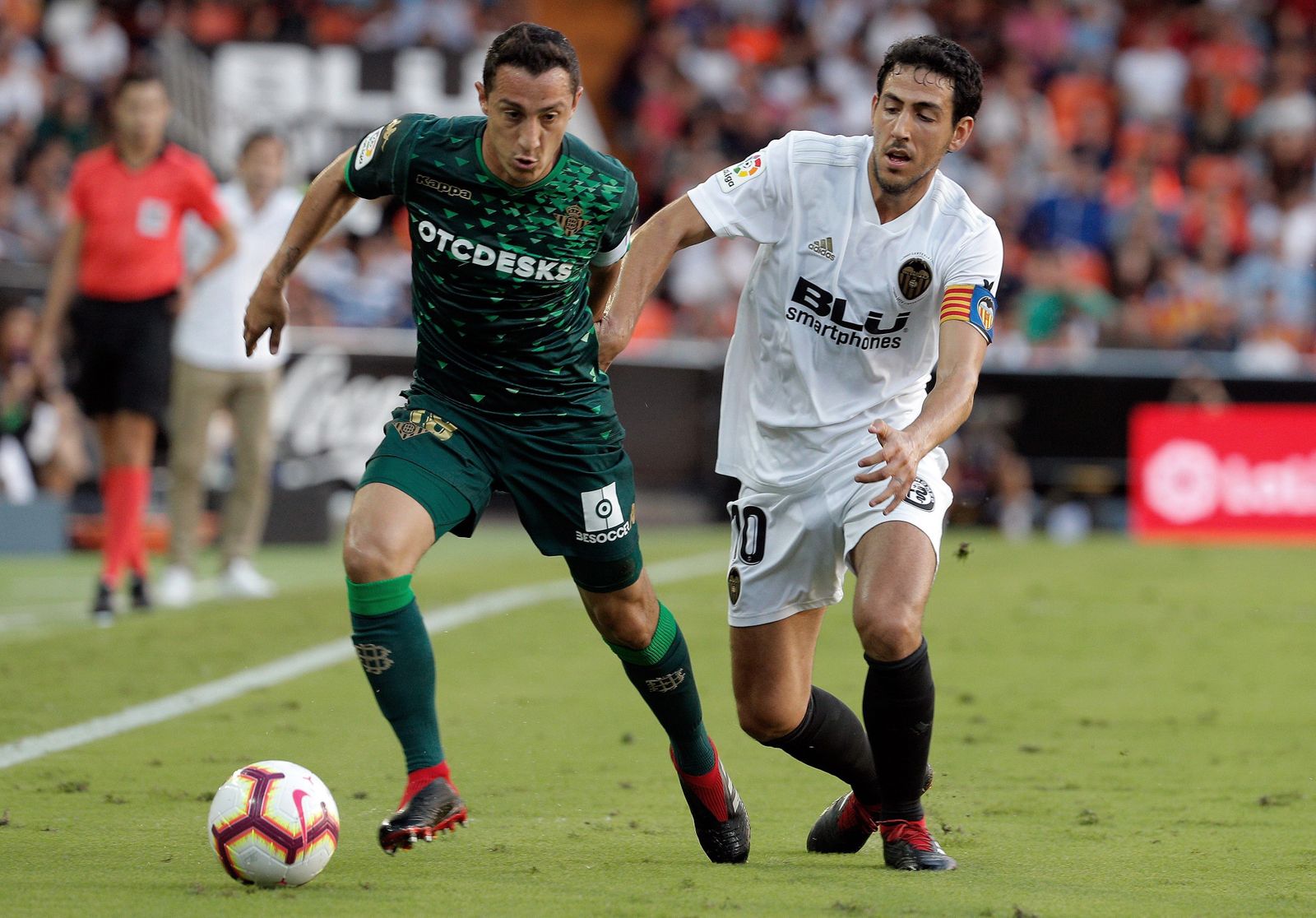 El Valencia-Betis, en imágenes