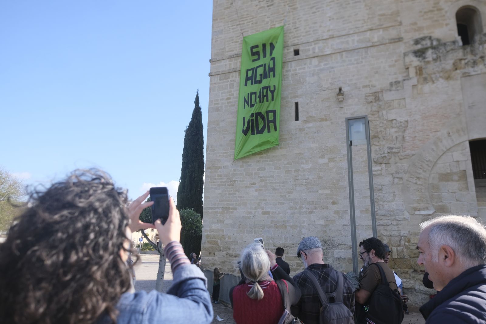 La manifestación  por el agua de Ecologistas, en imágenes