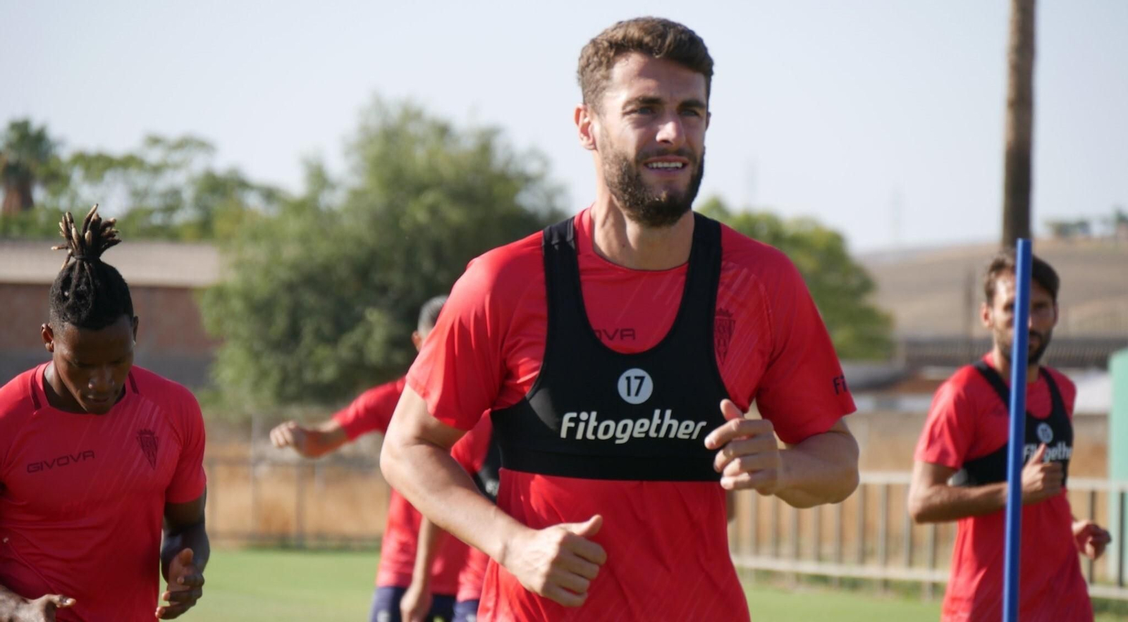 José Cruz, en el entrenamiento de recuperación del Córdoba CF de este domingo.