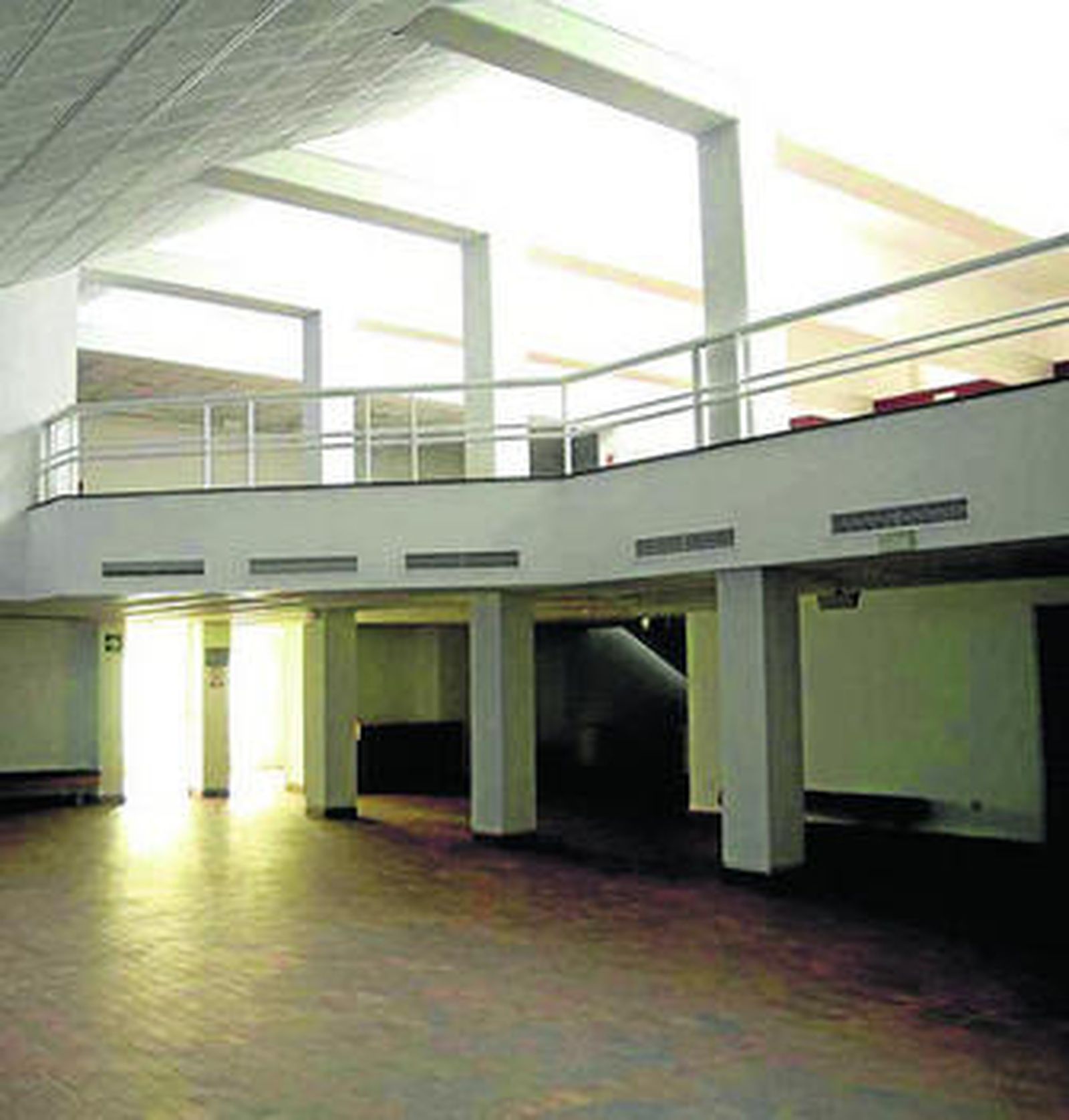 Estado, tras la reforma, de una las salas del Manuel de Falla.