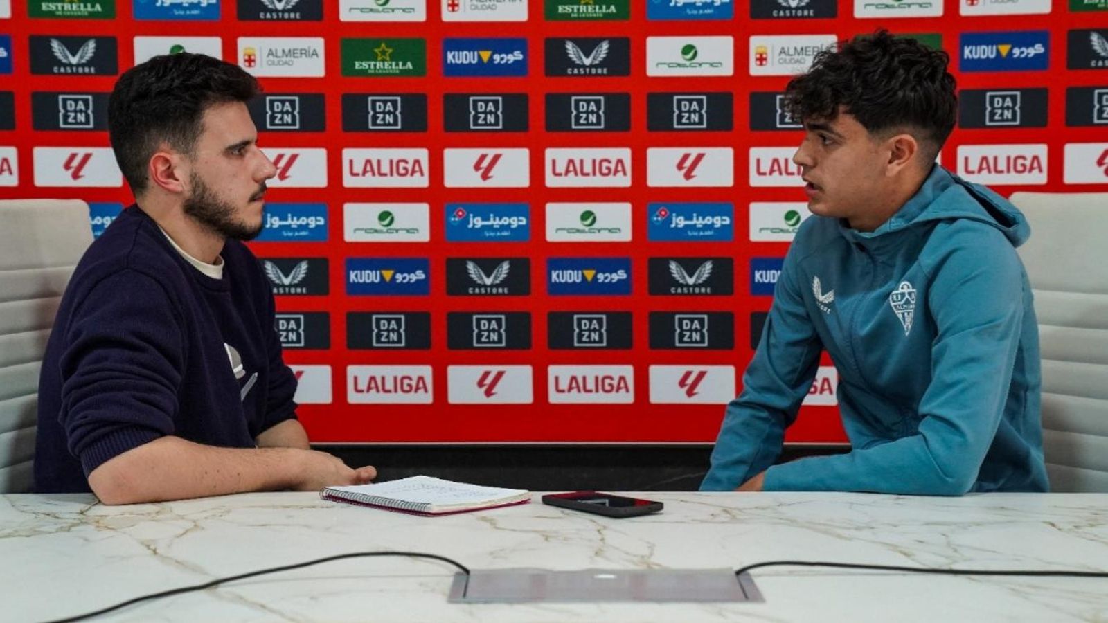 El central unionista responde una de las preguntas de la entrevista.