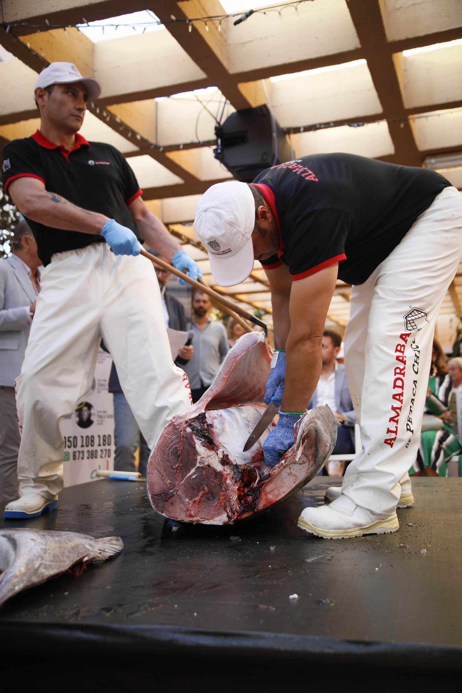 El ronqueo del atún en el Espacio Gatronómico Tony García, en imágenes