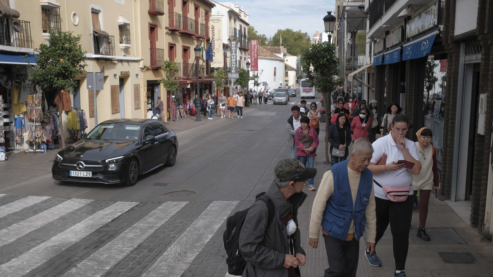 En el primer tramo de la calle Virgen de La Paz se optó por una plataforma única.