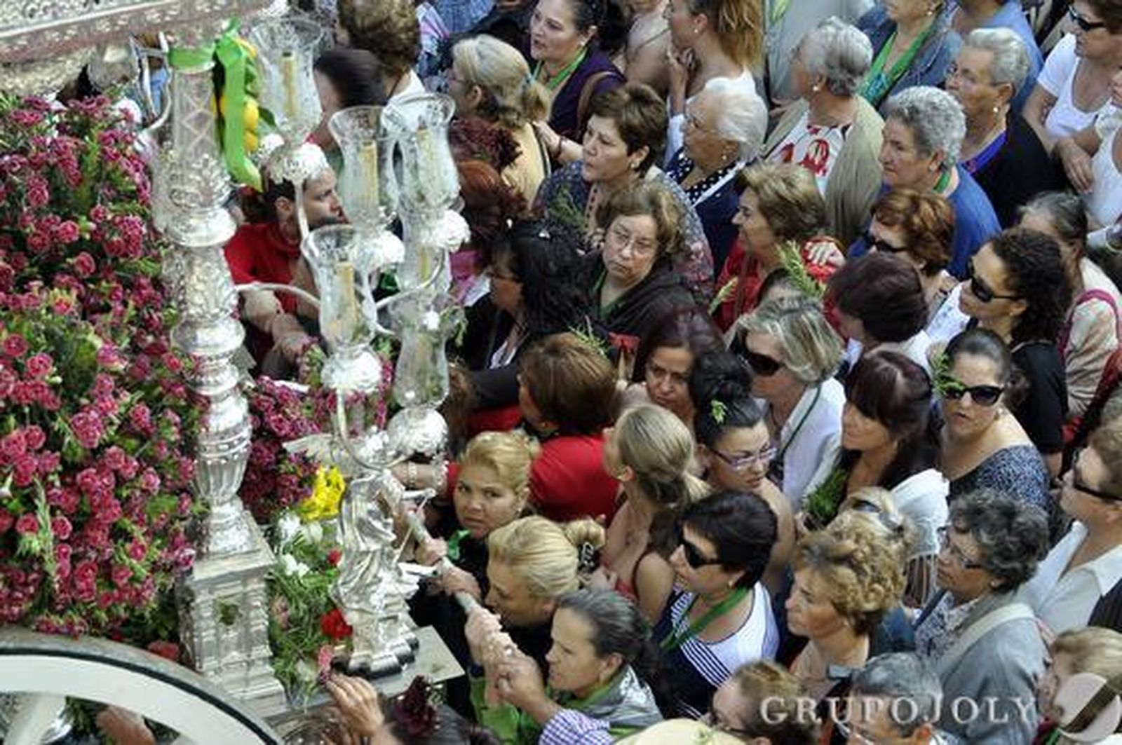 Triana, de camino al Rocío