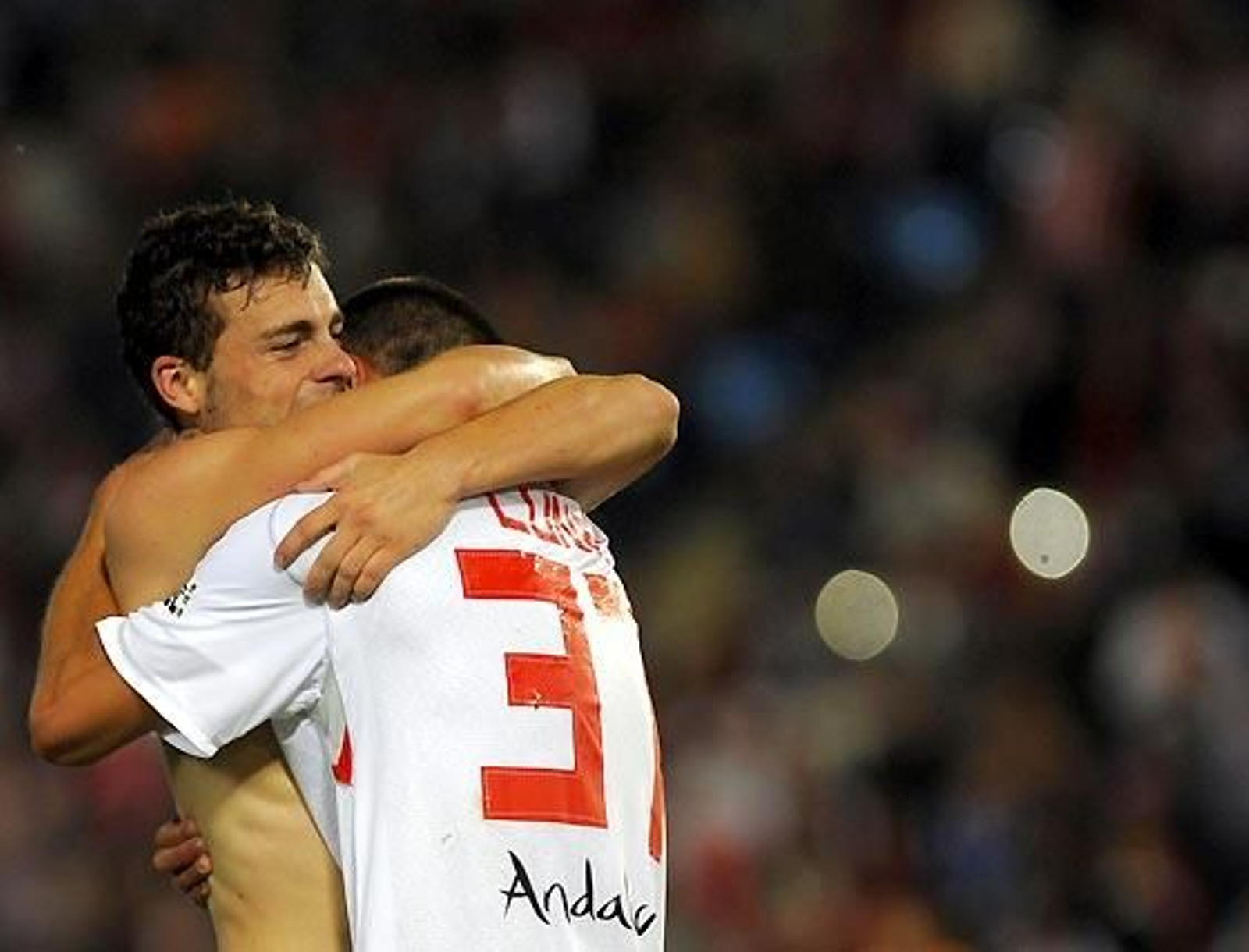 Foto: Jorge Guerrero (AFP Photo) / Carlos Barba (EFE)