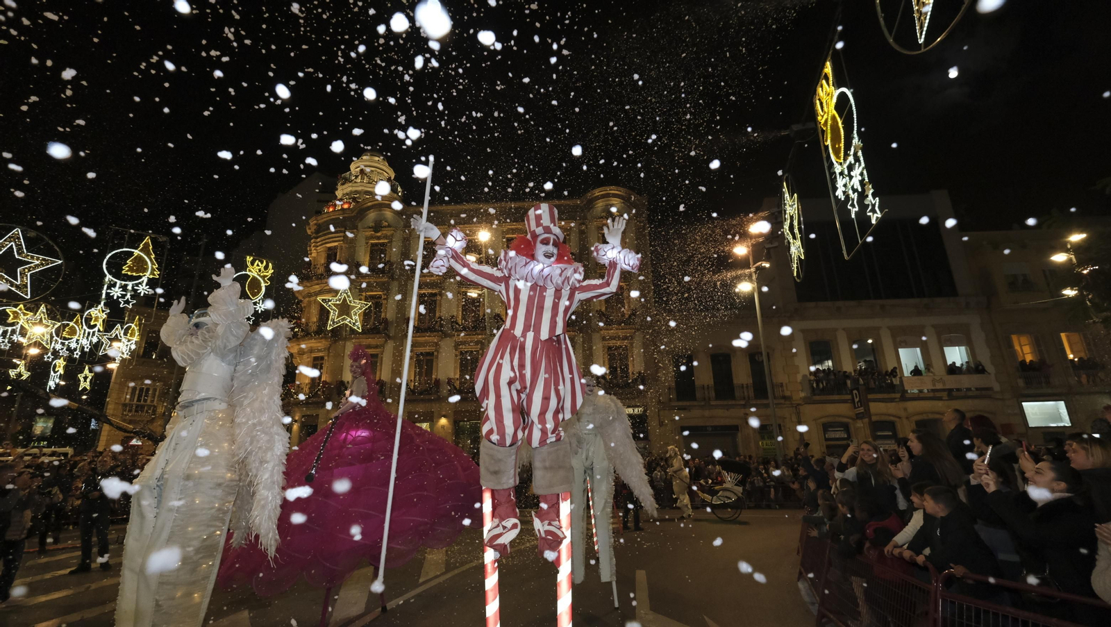 Imágenes de la Cabalgata de los Reyes Magos en Almería
