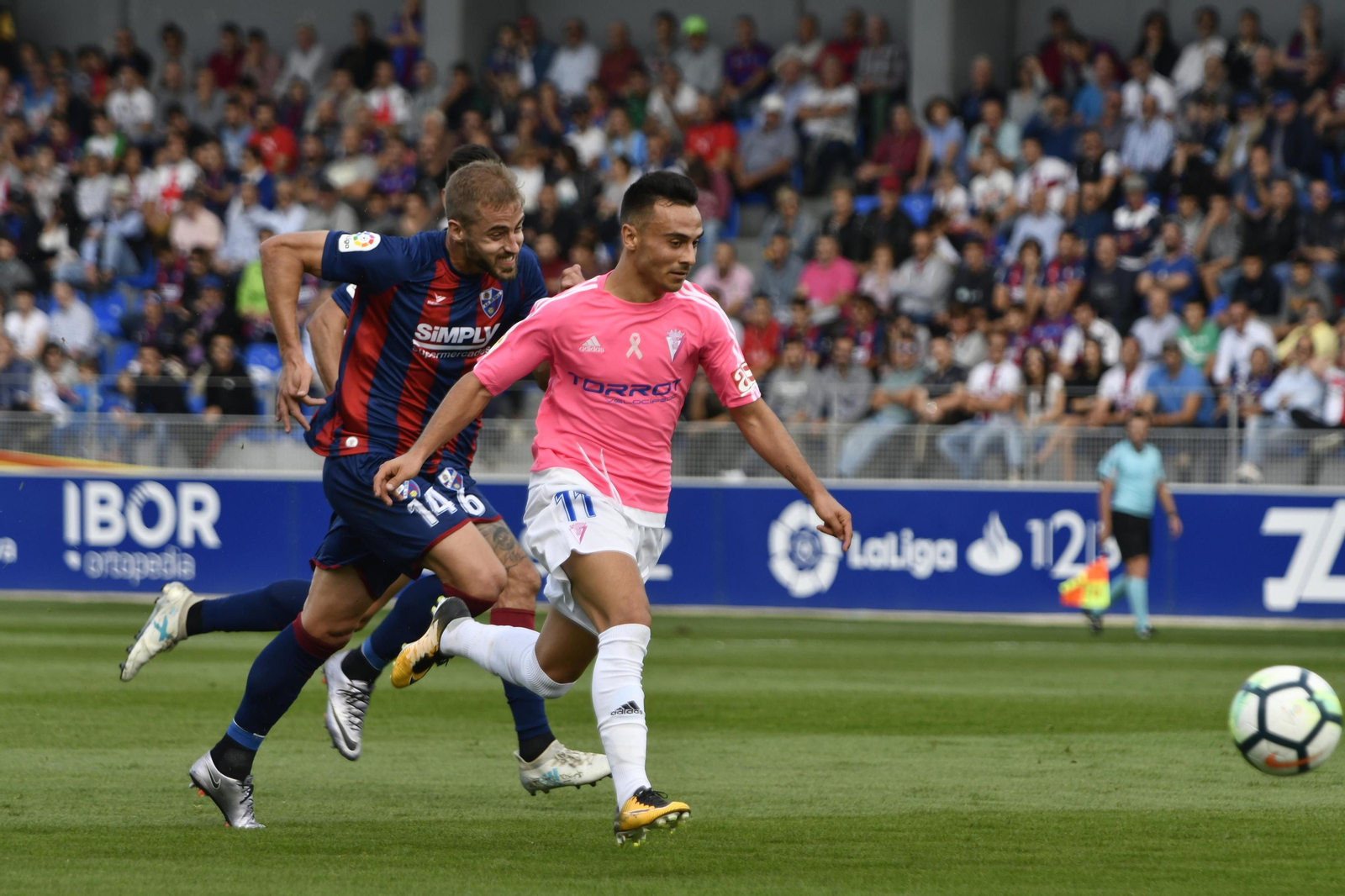 Las imágenes del Huesca-Cádiz