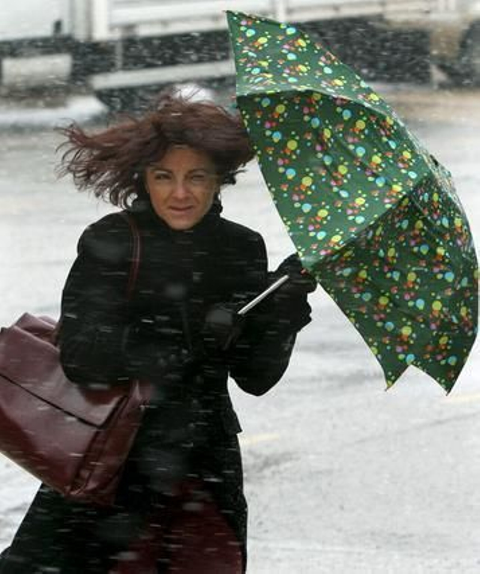 Una intensa nevada cubre Barcelona y a casi toda Cataluña. /EFE · AFP Photo · Reuters