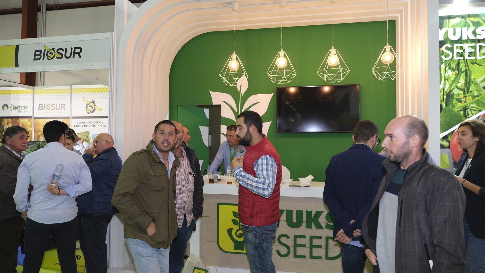 Imágenes del primer día de Expolevante Níjar.