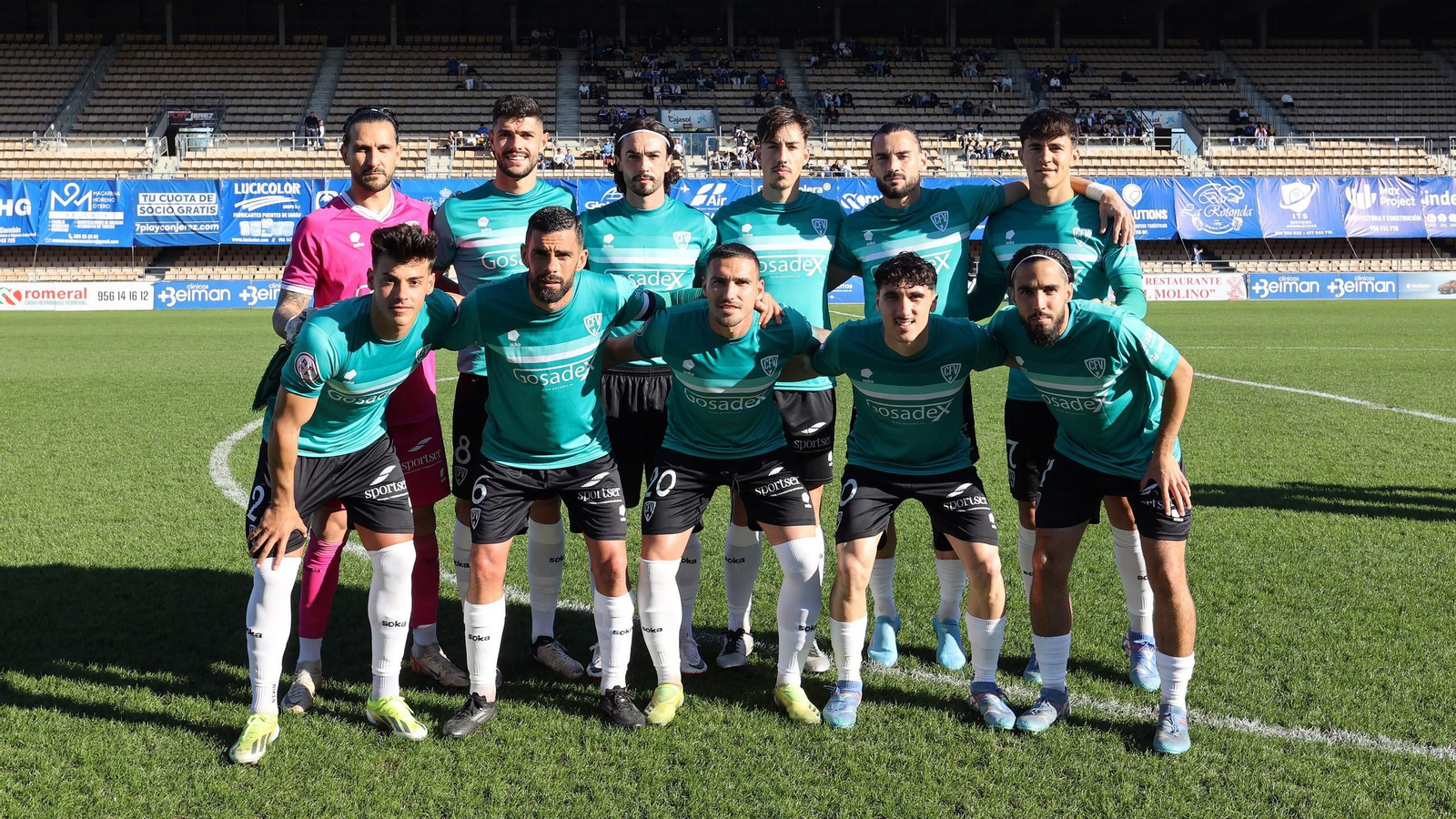 Imágenes del Xerez DFC contra el CF Villanovense en Chapín