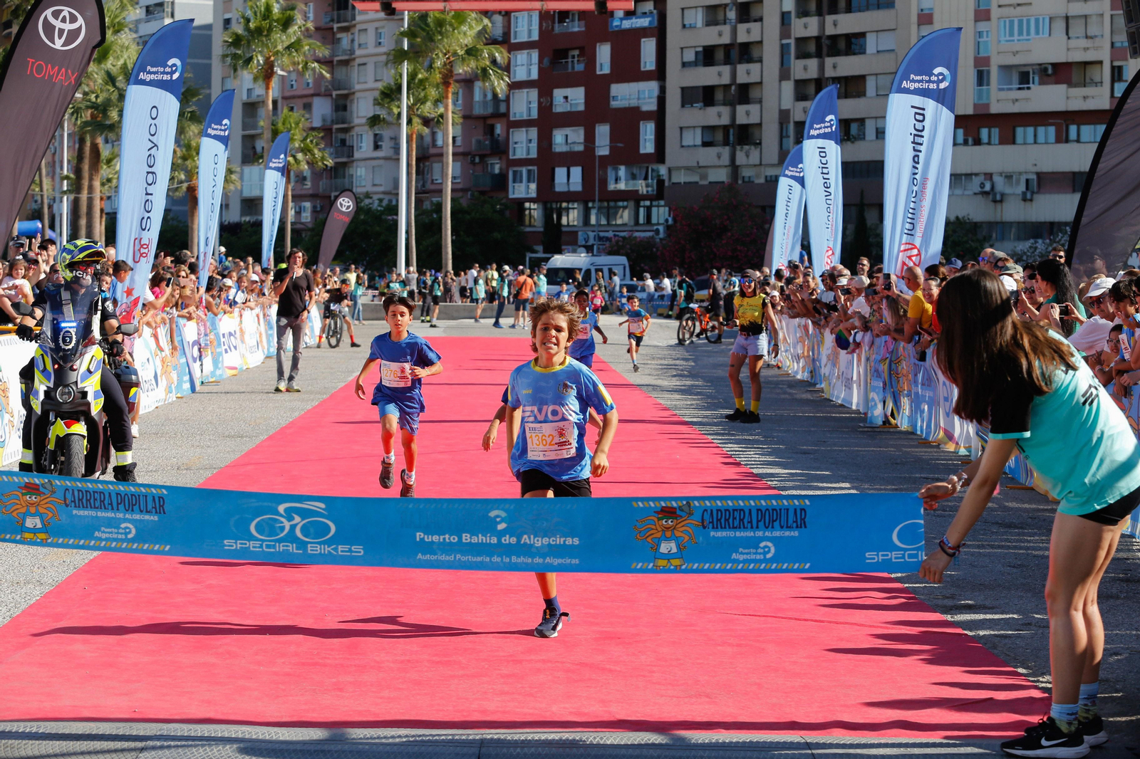 Búscate en la galería de categorías inferiores de la XXII Carrera Popular Puerto Bahía de Algeciras