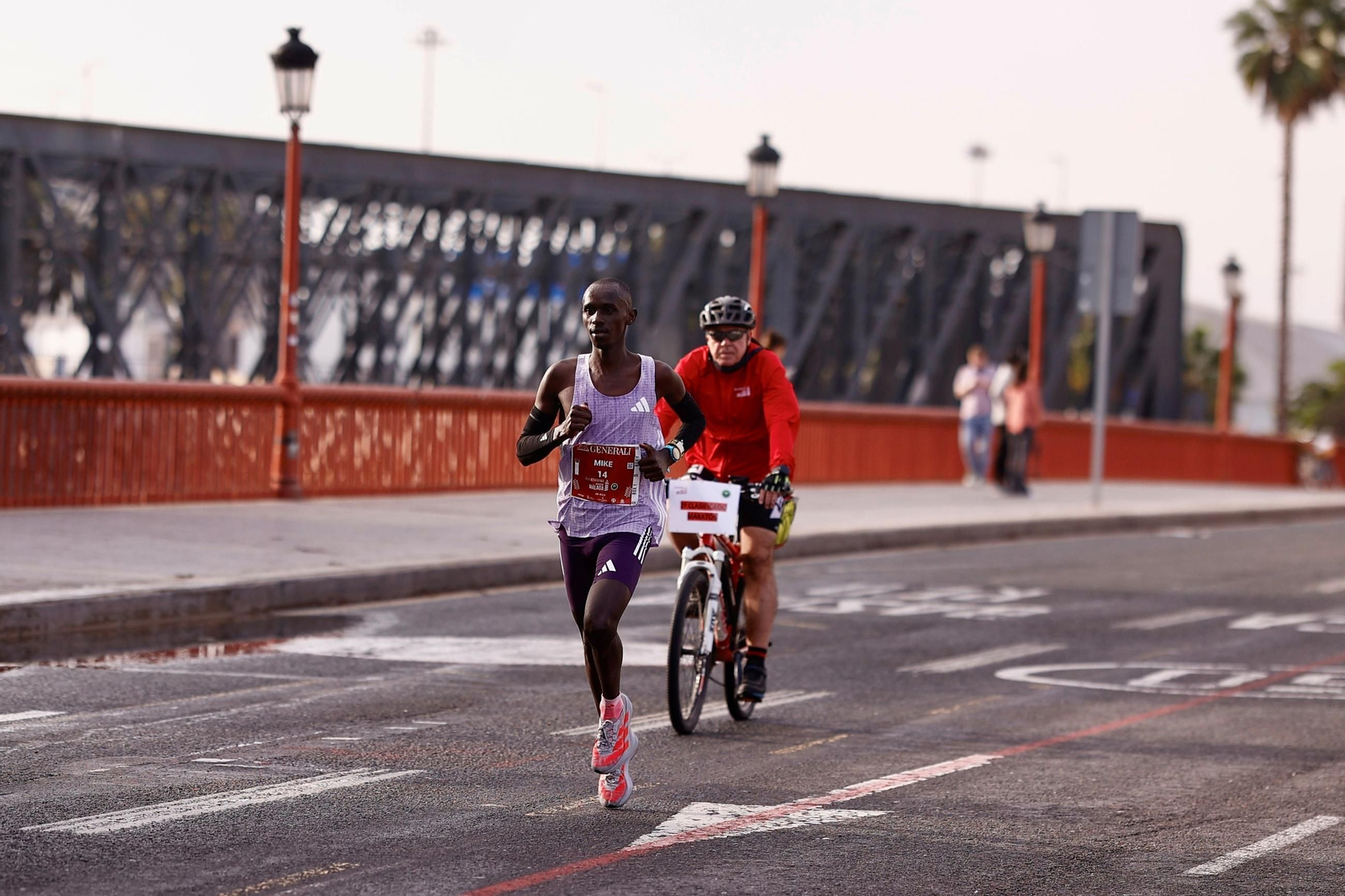 Las fotos de la Maratón de Málaga 2025