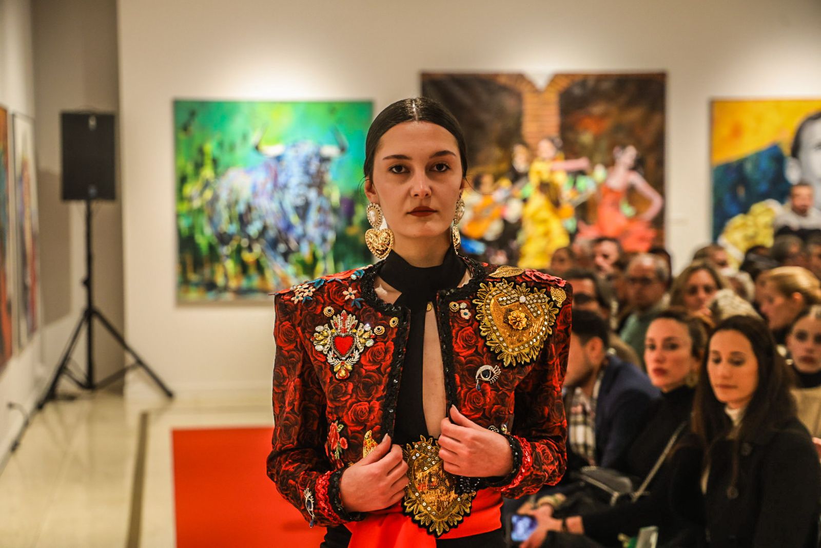 Fotografías de la exposición de ámbito taurino 'Miradas, trazos y estilo'. En el Museo de Huelva