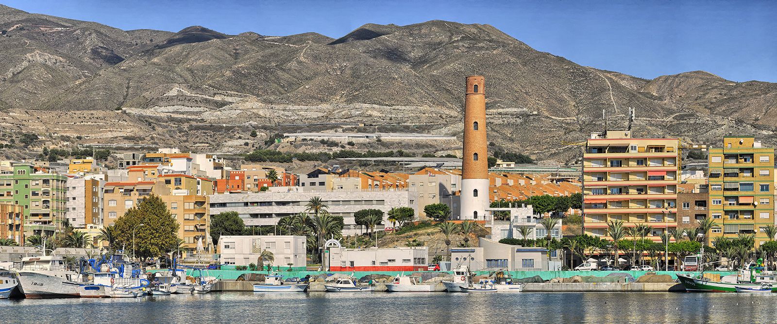 Vista de la costa de Adra.