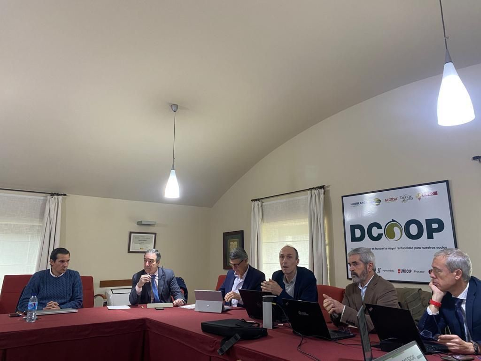 Un momento de la presentación del estudio Un momento de la presentación del estudio
