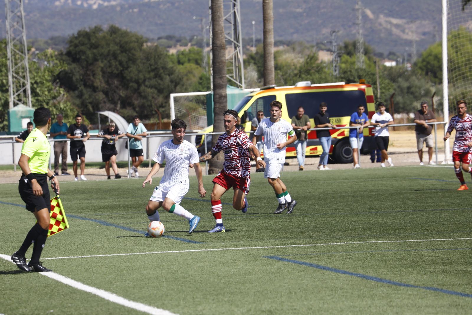 Imágenes del Córdoba B-Xerez CD en la Ciudad Deportiva (0-0)
