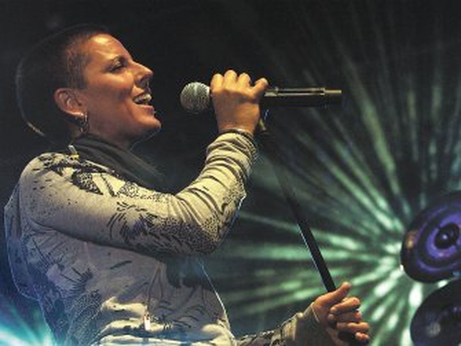 La Mari, orgullosa y trastocada, por recibir la Medalla de Andalucía