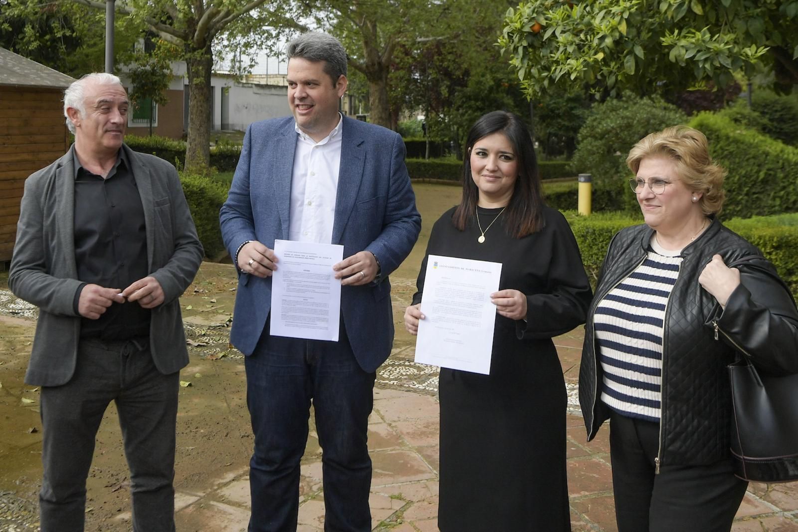 Imagen de la presentación de la moción de censura en Maracena